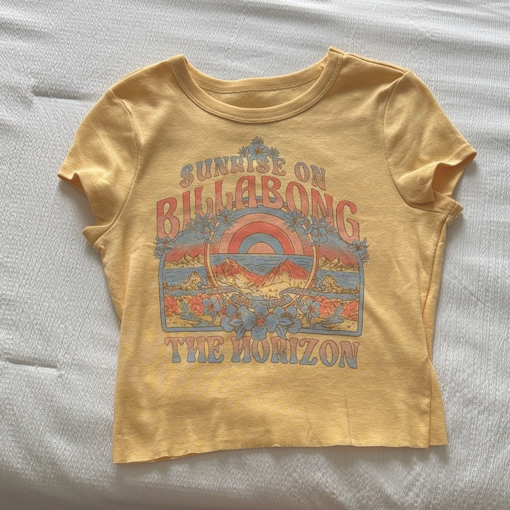 Billabong Kids Horizon Graphic Tee in Yellow